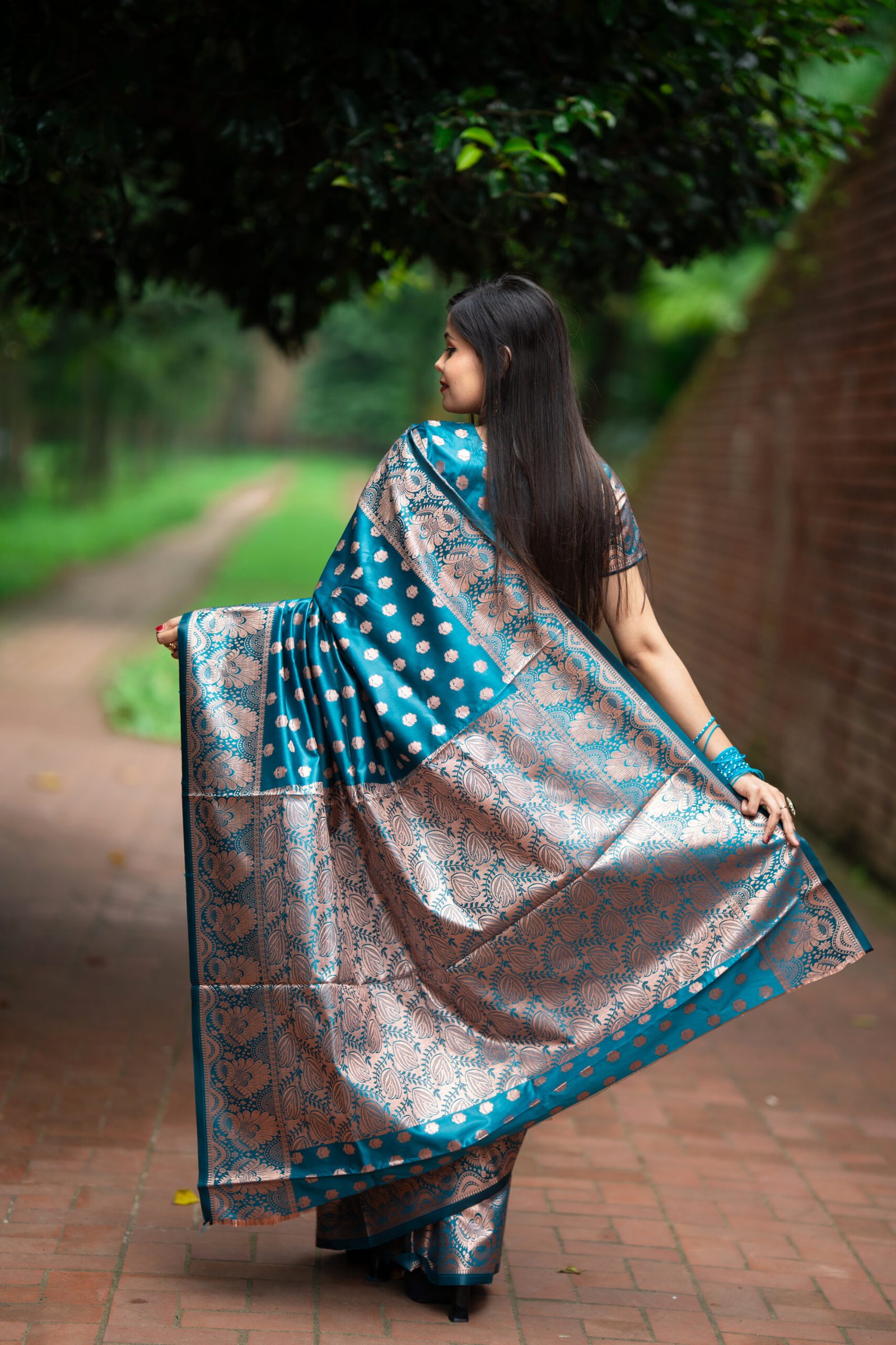 Saree - Image 5