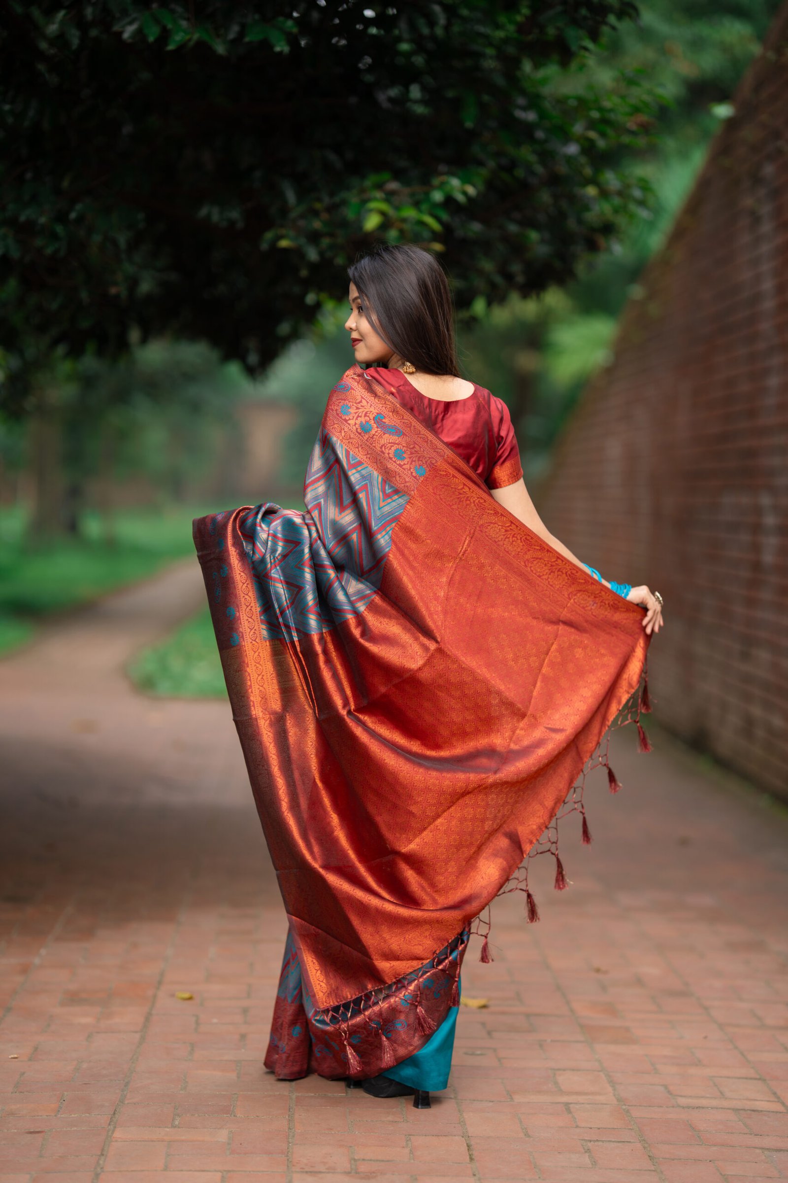 Saree - Image 8