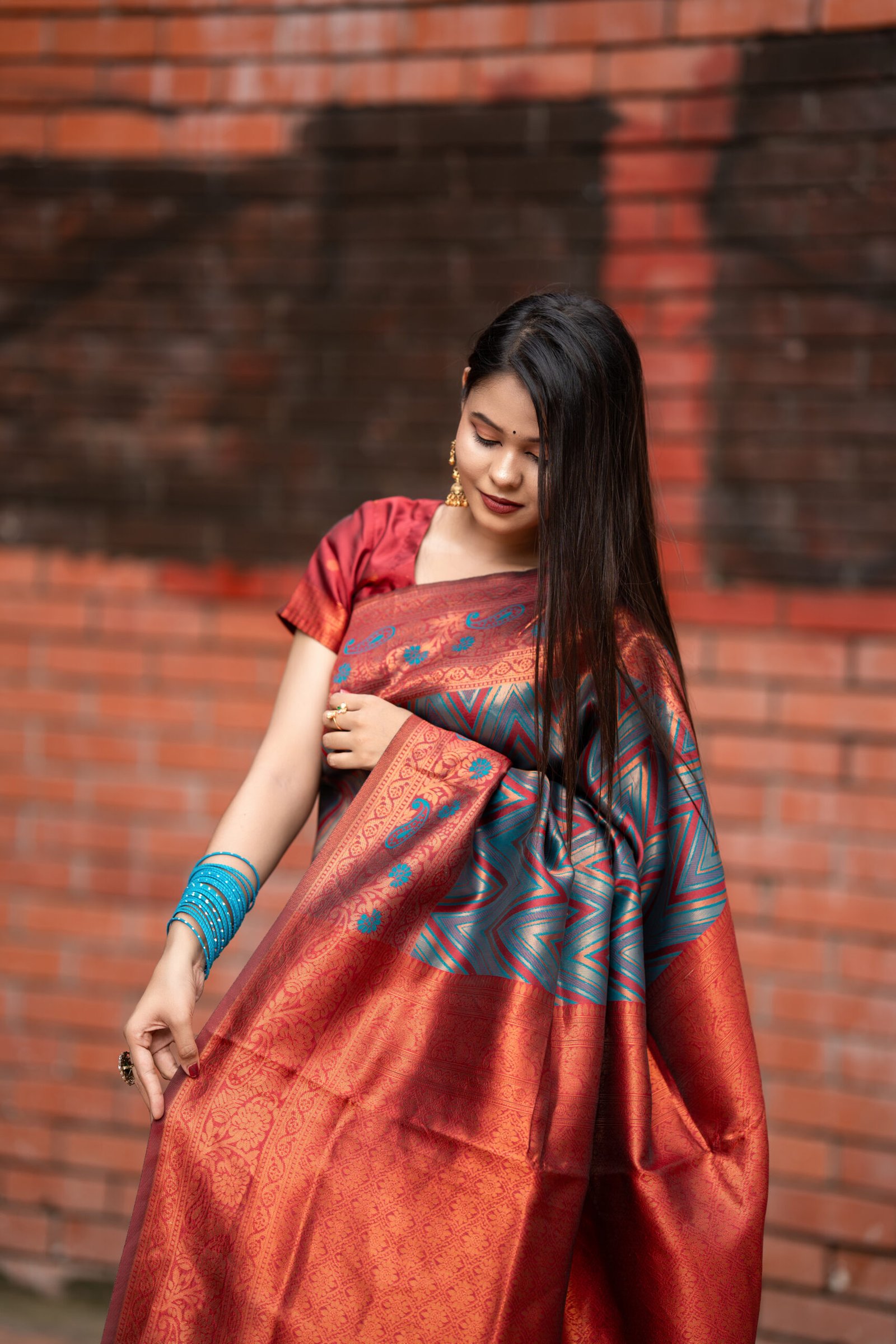 Saree - Image 2