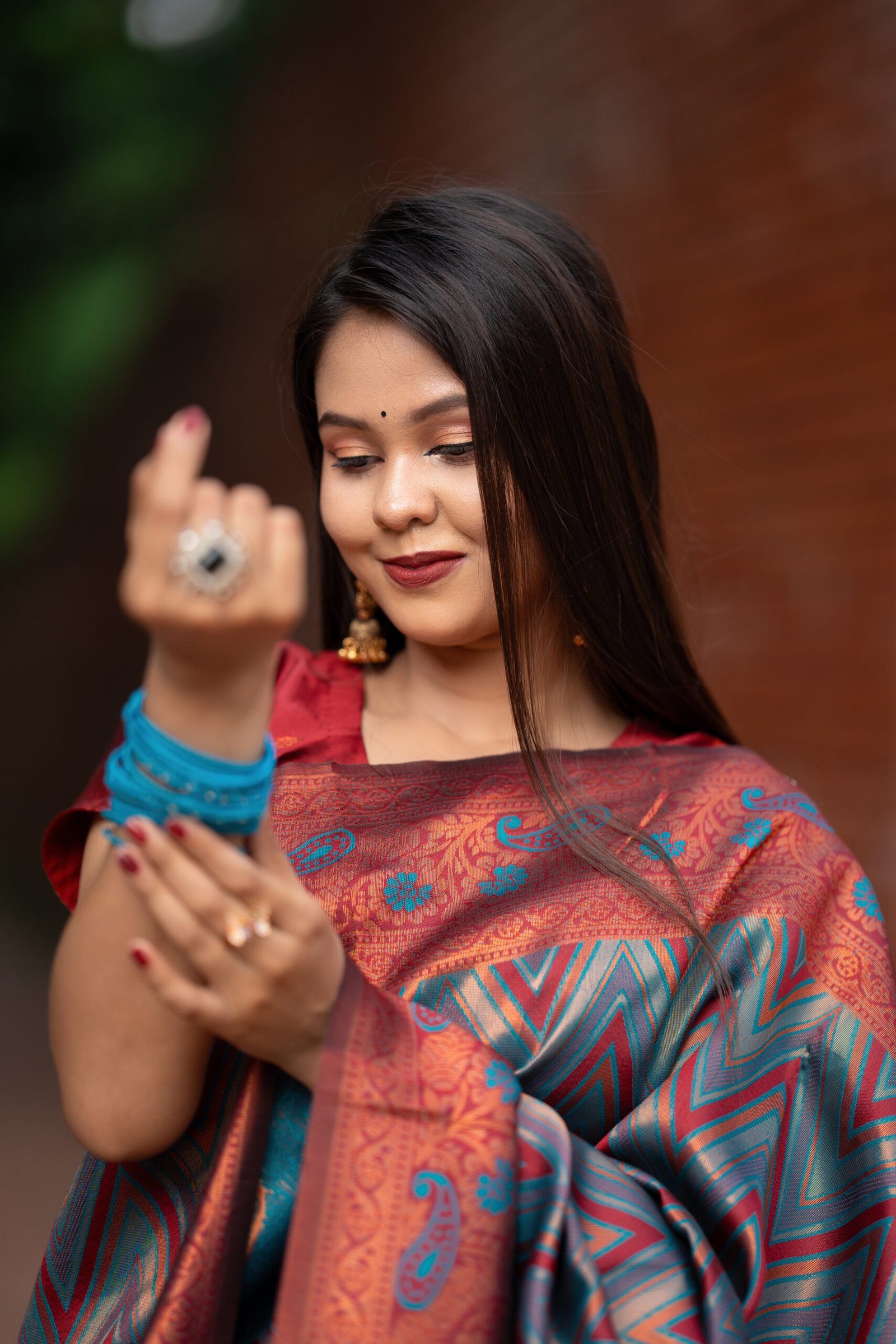 Saree - Image 4
